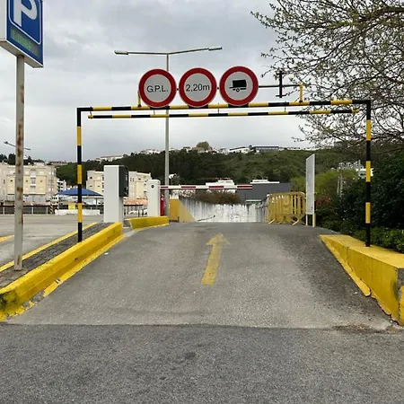 Casa Manas Apartment Nazaré